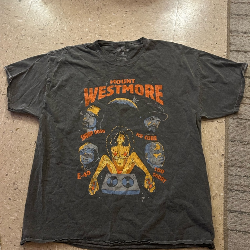 PacSun Gray Graphic Tee